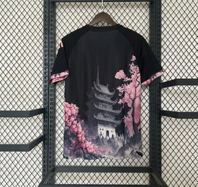 2023 JAPAN ROSA DRACHE
KIT SONDERAUSGABE