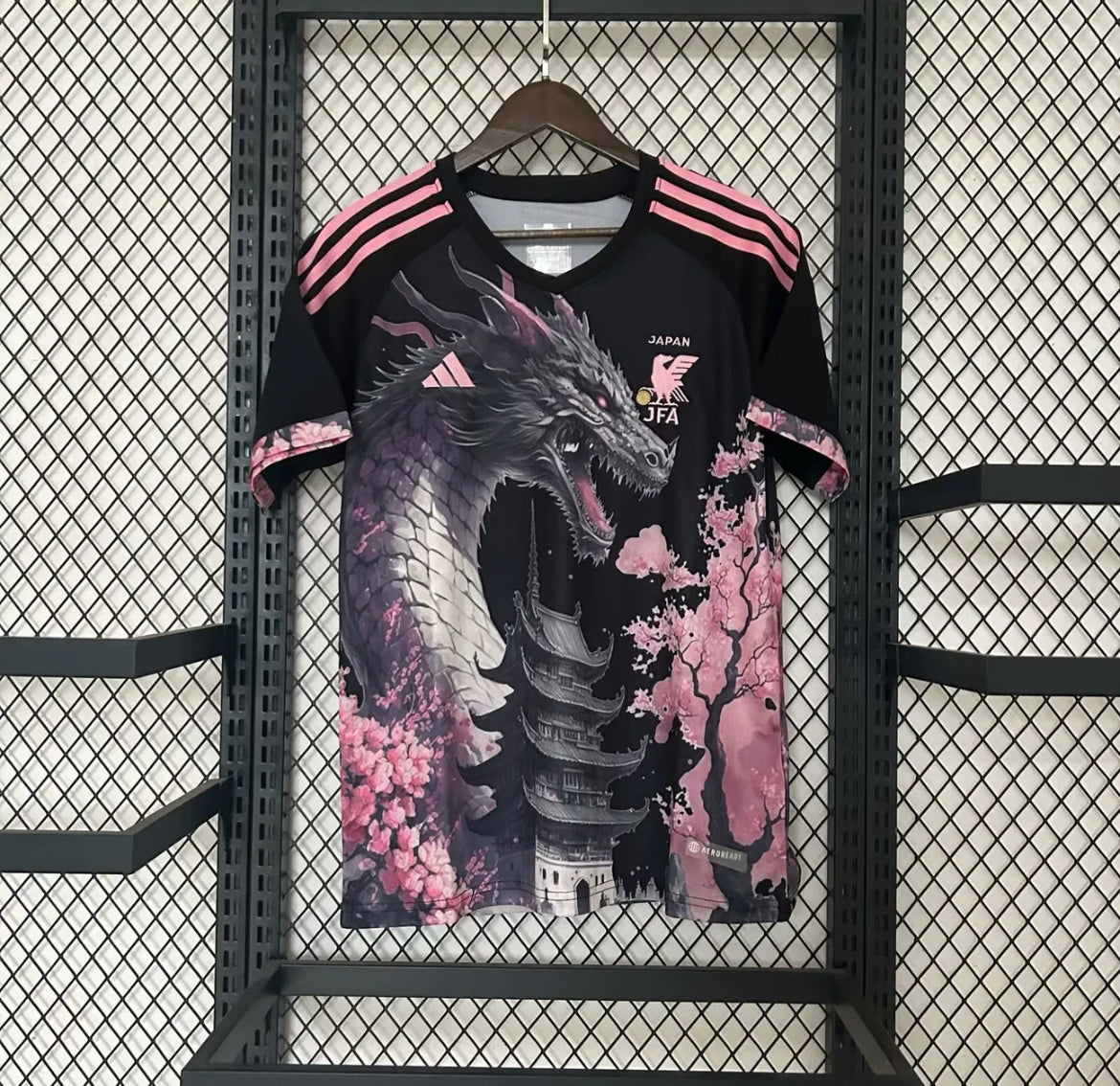 2023 JAPAN ROSA DRACHE
KIT SONDERAUSGABE